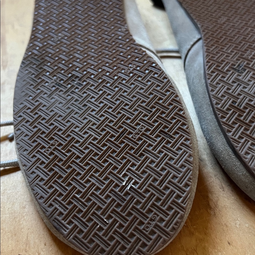 Zuzii Women’s Size 10 Leather Lace Up Shoes Gray Taupe - Picture 4 of 6